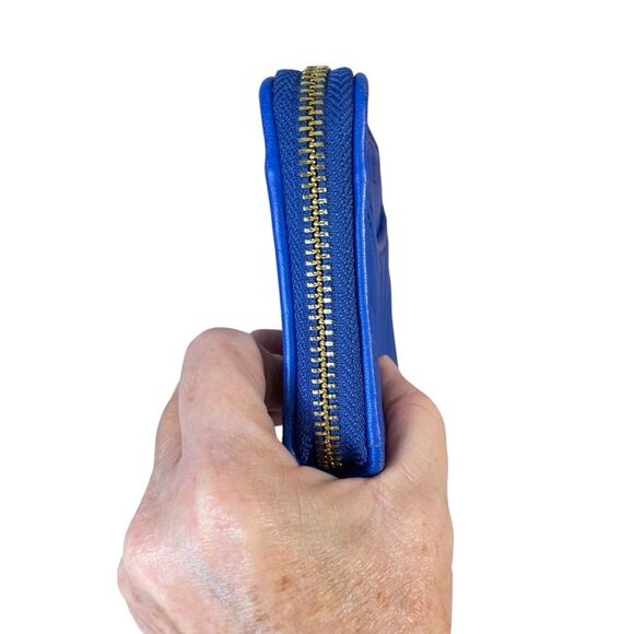 Tory Burch Foldable Mini Leather Wallet Full Zip Closure Quilted Lined with Logo - Picture 3 of 8